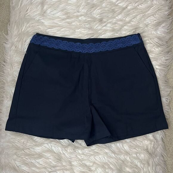 Azulu Dress Shorts with Crochet Appliqué at Waist - Picture 1 of 3